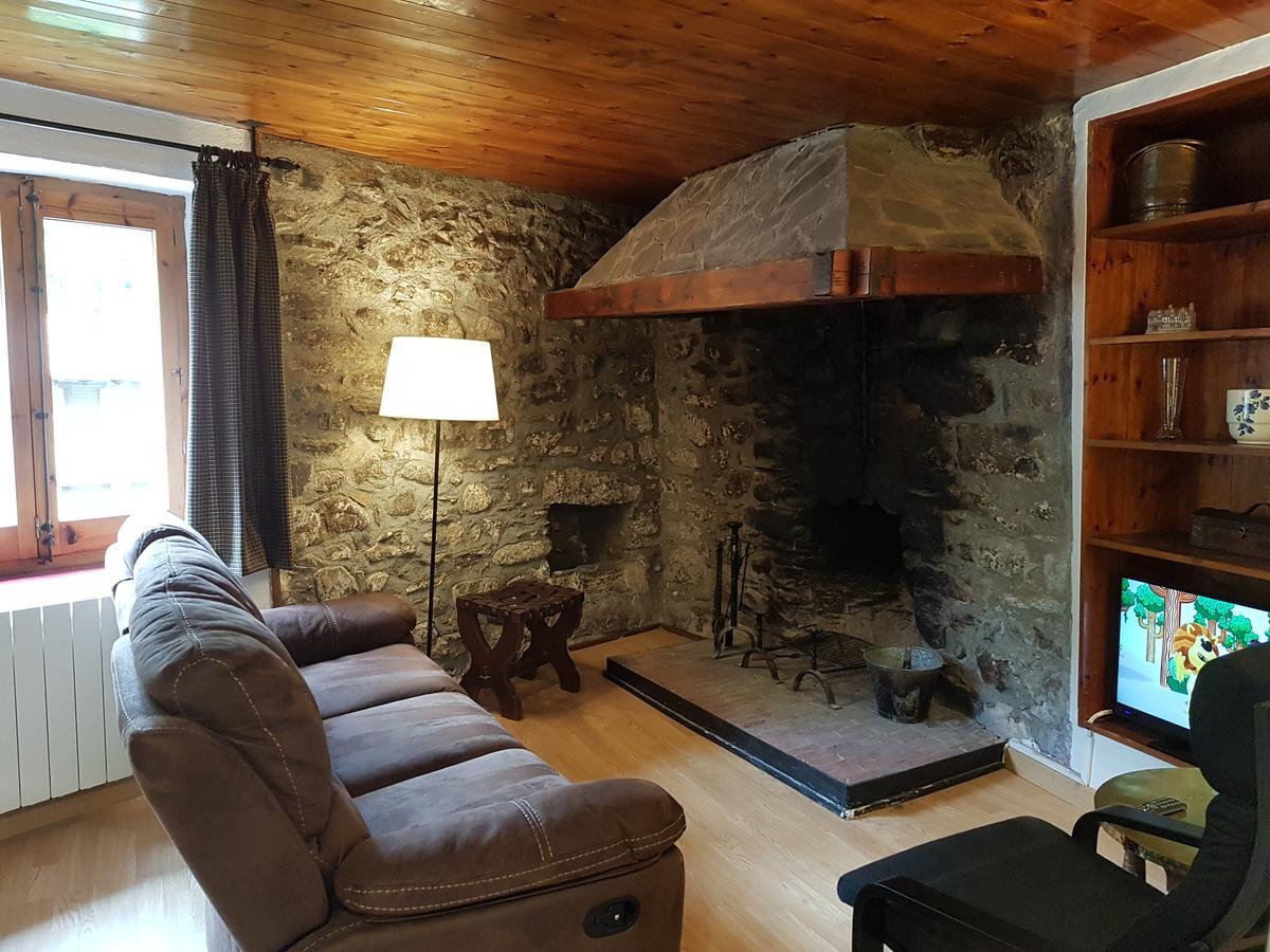 Apartaments Can Bundanci Setcases Exteriér fotografie